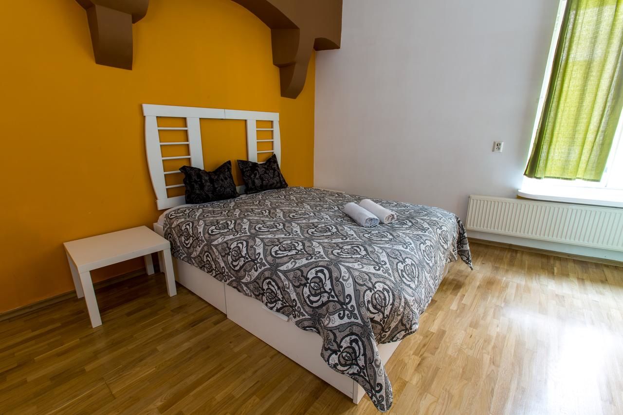Хостелы Old Town Hostel Alur Таллин