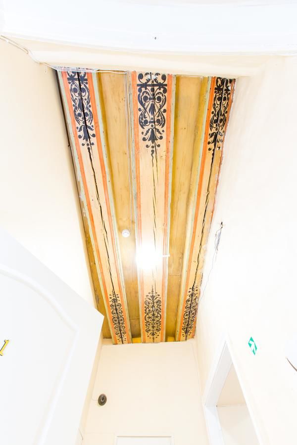 Хостелы Old Town Hostel Alur Таллин
