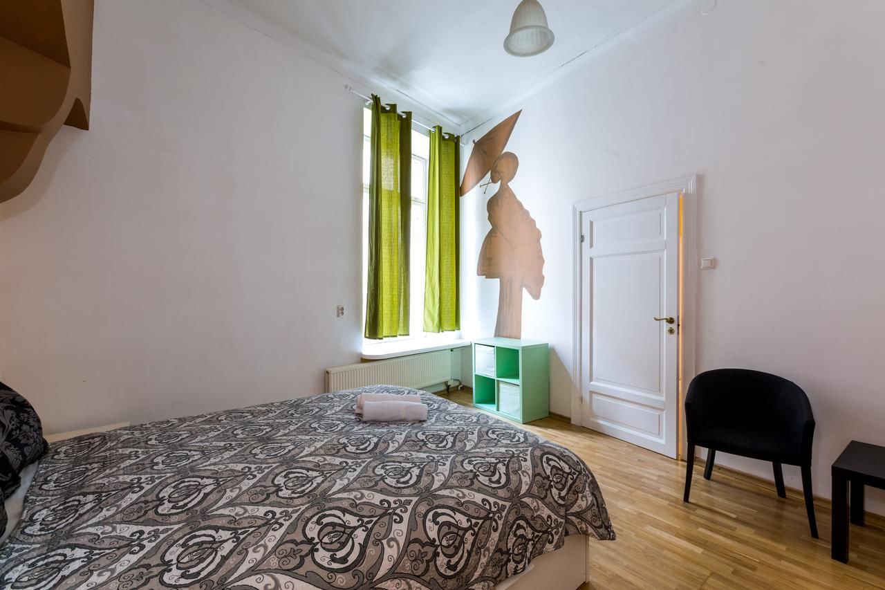 Хостелы Old Town Hostel Alur Таллин