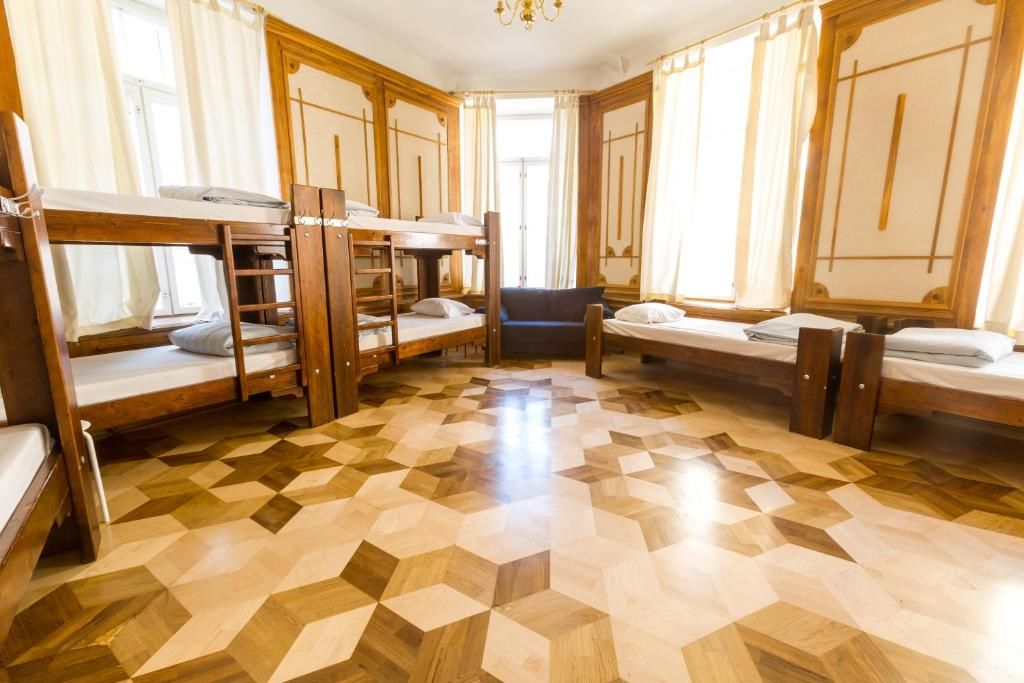 Хостелы Old Town Hostel Alur Таллин-40
