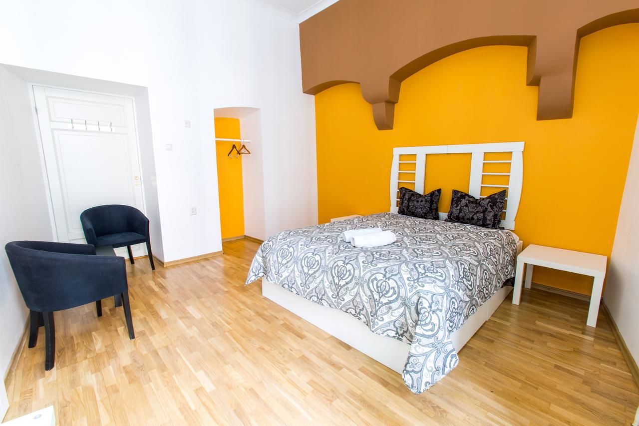 Хостелы Old Town Hostel Alur Таллин